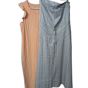 Lot of 2 Size Large Universal Threads and Fancyinn Dresses